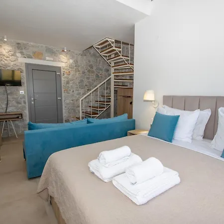 Thalassia Luxury 公寓式酒店 斯塔夫罗斯