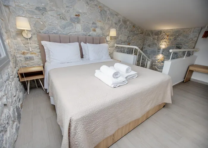 Thalassia Luxury Apart-hotel