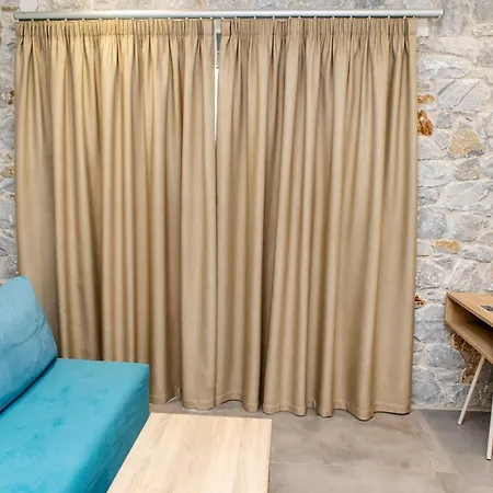 Thalassia Luxury アパートホテル *