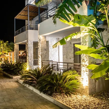 Thalassia Luxury Aparthotel